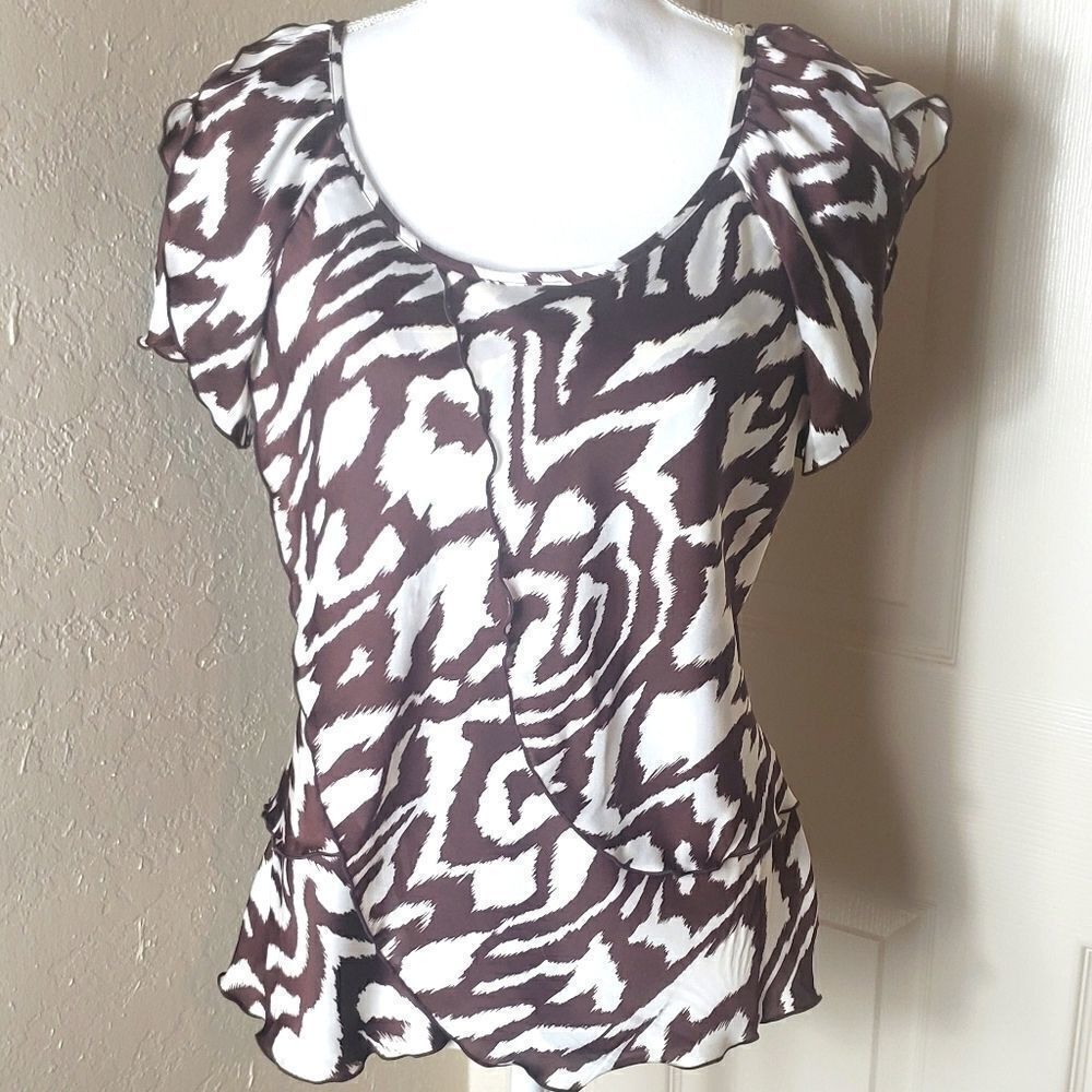L Levine ruffled animal print M